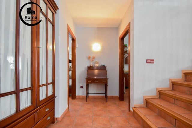 7 soveværelse Villa til salg i Cúllar Vega med swimmingpool garage - € 394.000 (Ref: 9398614)