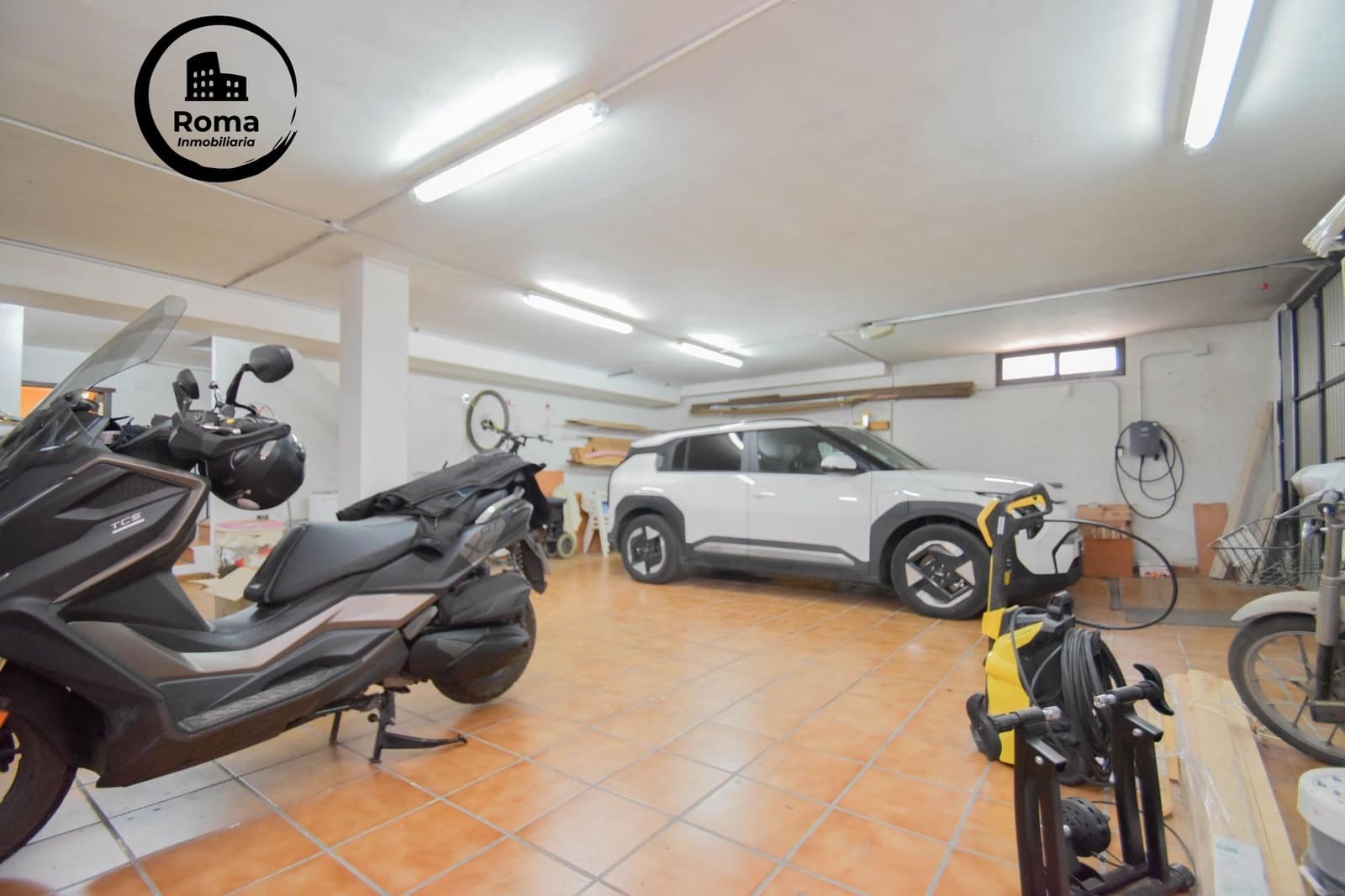 7 bedroom Villa for sale in Cullar Vega with pool garage - € 394,000 (Ref: 9398614)