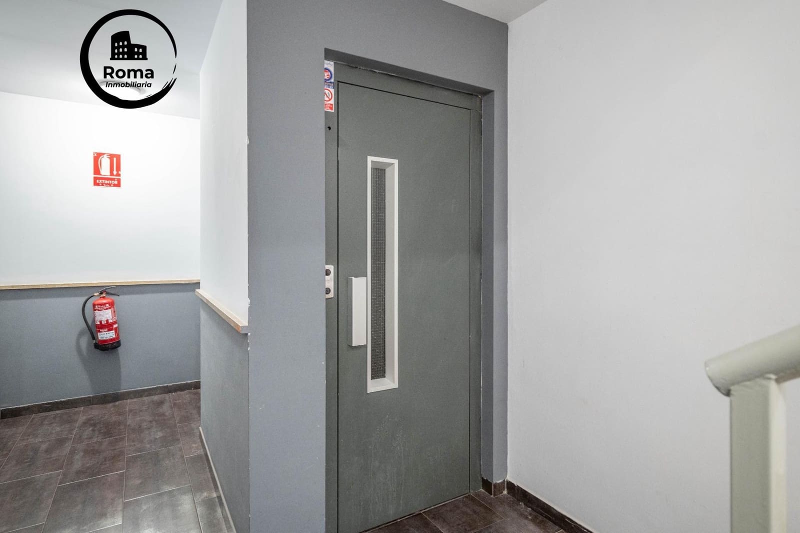 2 bedroom Flat for sale in Atarfe with pool garage - € 149,000 (Ref: 9403508)