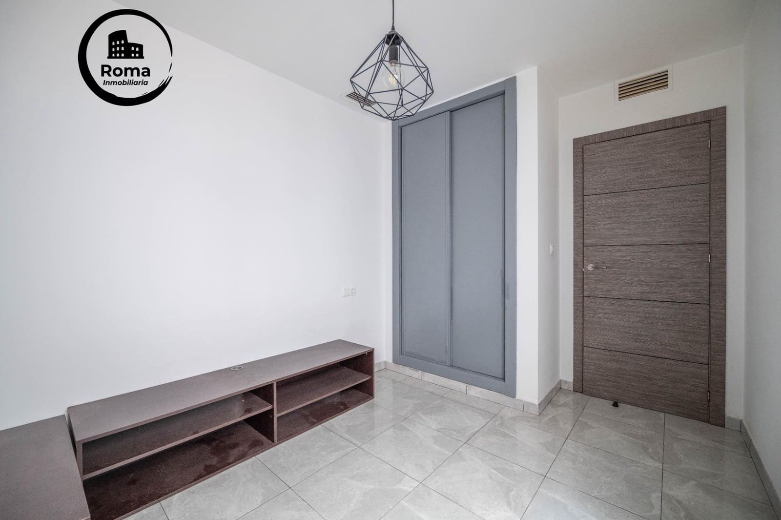 2 bedroom Flat for sale in Atarfe with pool garage - € 149,000 (Ref: 9403508)