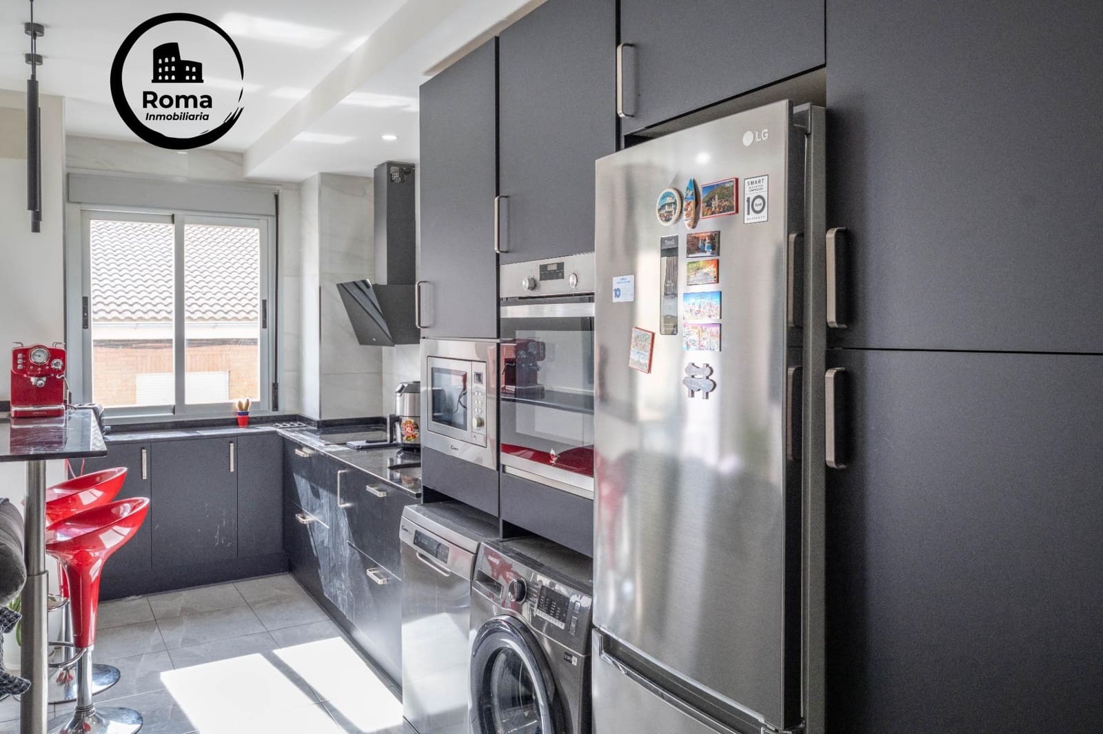 2 bedroom Flat for sale in Atarfe with pool garage - € 149,000 (Ref: 9403508)