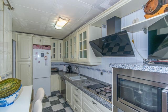 3 slaapkamer Flat te koop in Armilla - € 184.000 (Ref: 9411137)