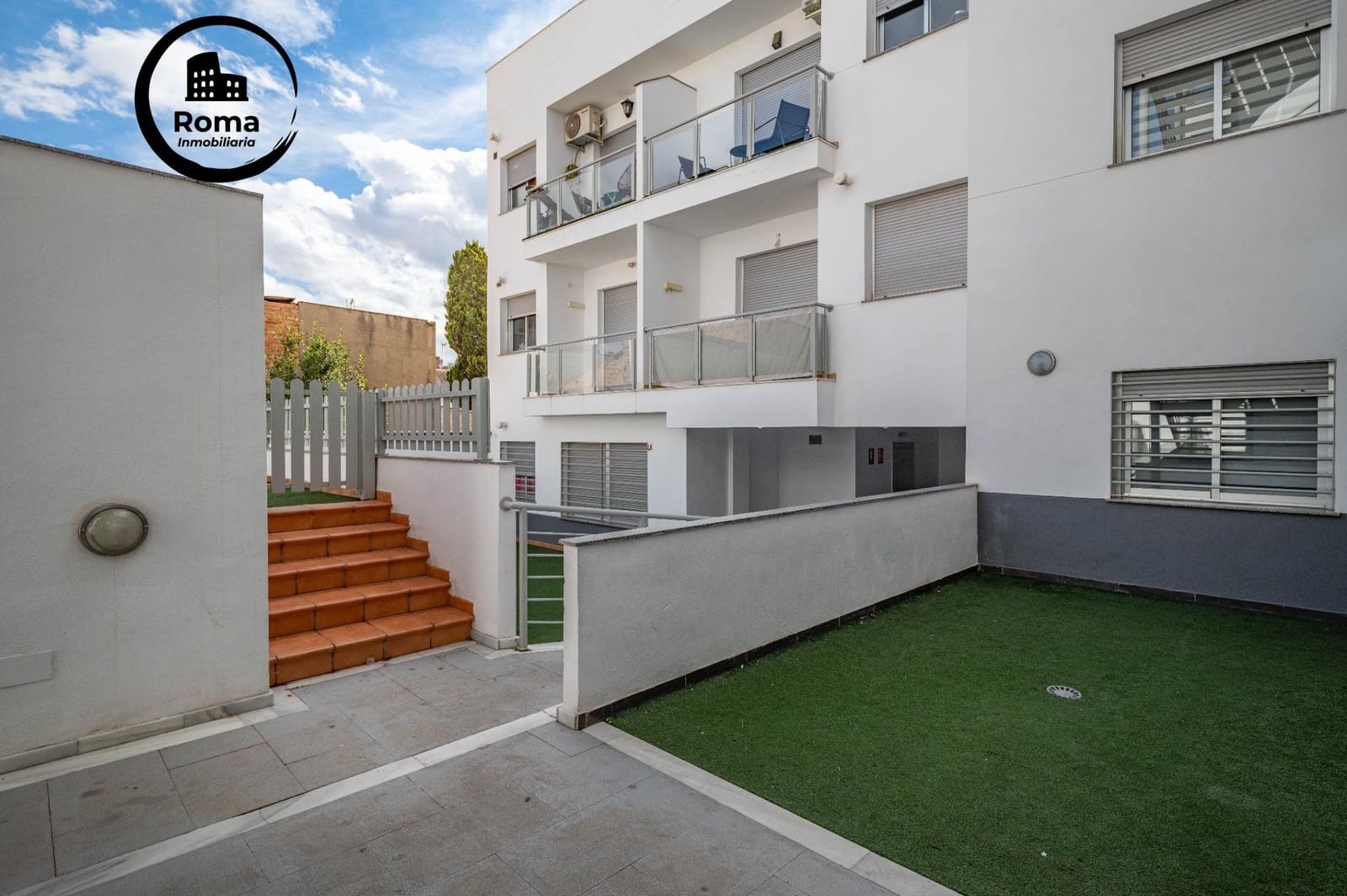 2 soverom Leilighet til salgs i Atarfe med svømmebasseng garasje - € 149 000 (Ref: 9411145)