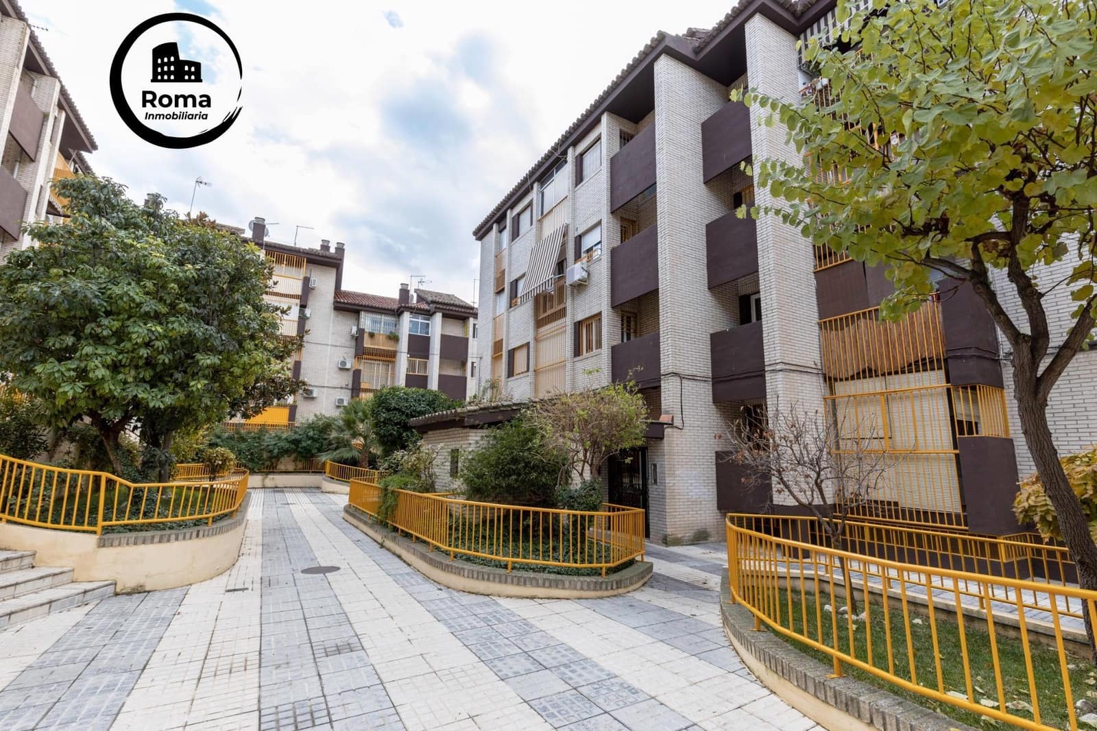 3 soverom Leilighet til salgs i Granada by med garasje - € 135 000 (Ref: 9414240)