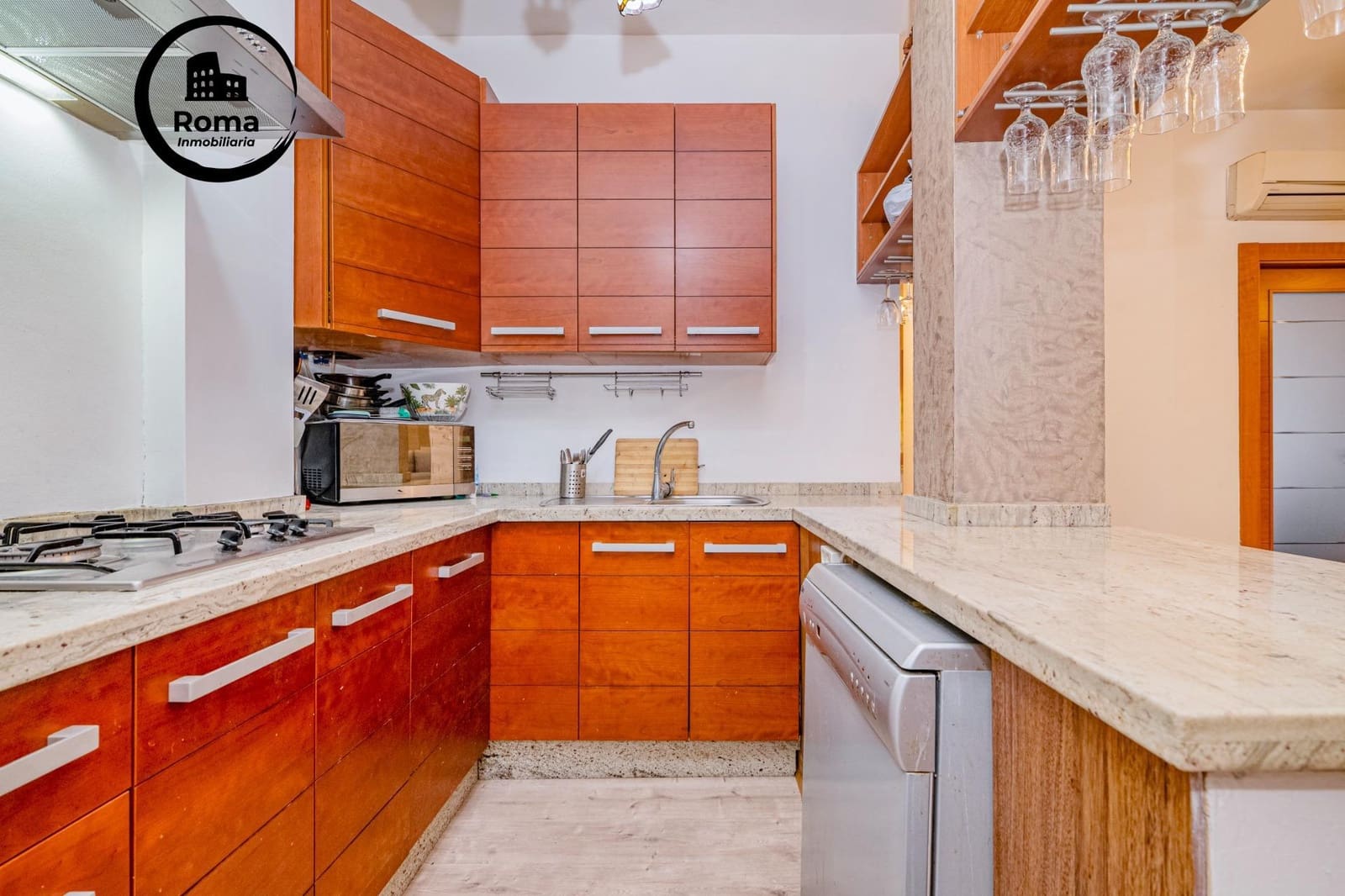 6 soveværelse Rækkehus til salg i Granada by - € 385.000 (Ref: 9414253)