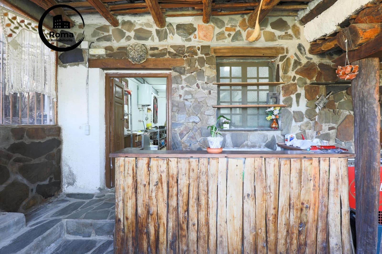 15 soverom Villa til salgs i Busquistar med garasje - € 428 656 (Ref: 9423924)