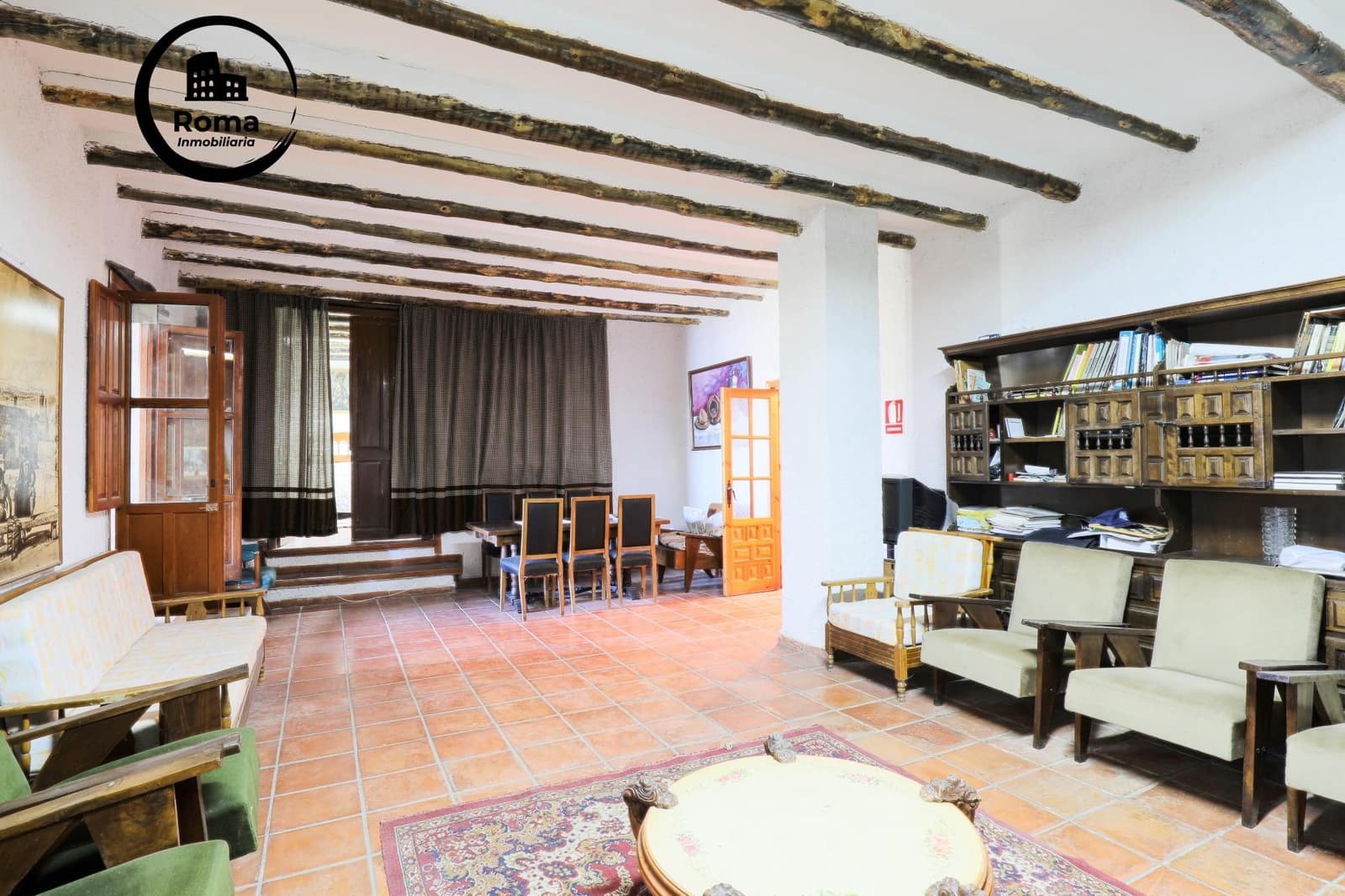 15 soverom Villa til salgs i Busquistar med garasje - € 428 656 (Ref: 9423924)