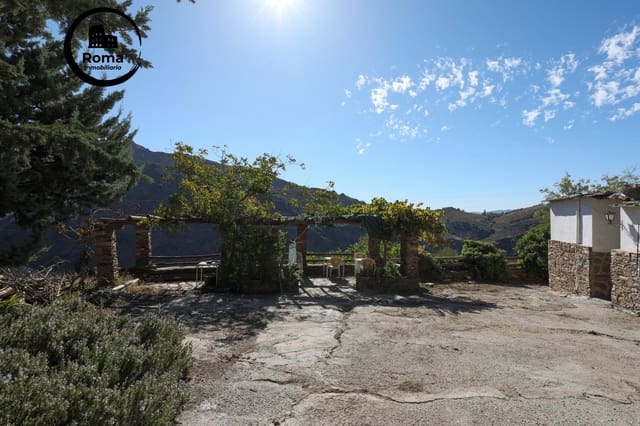 15 bedroom Villa for sale in Busquístar with garage - € 428,656 (Ref: 9423924)