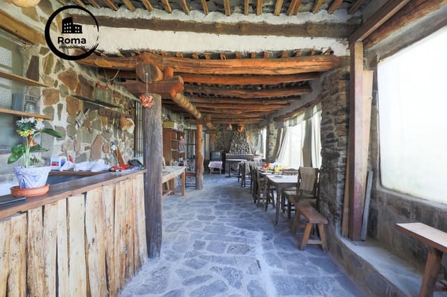 15 bedroom Villa for sale in Busquístar with garage - € 428,656 (Ref: 9423924)