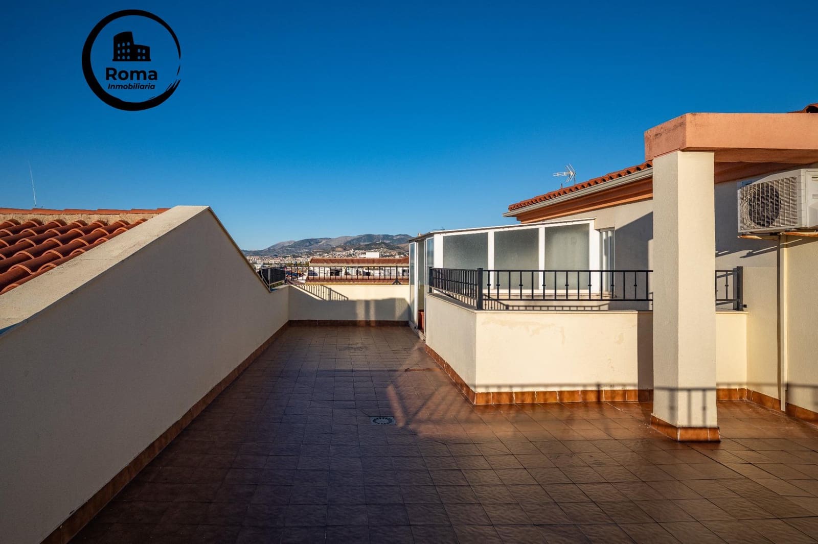 3 soveværelse Penthouse til salg i Armilla med garage - € 319.000 (Ref: 9423926)