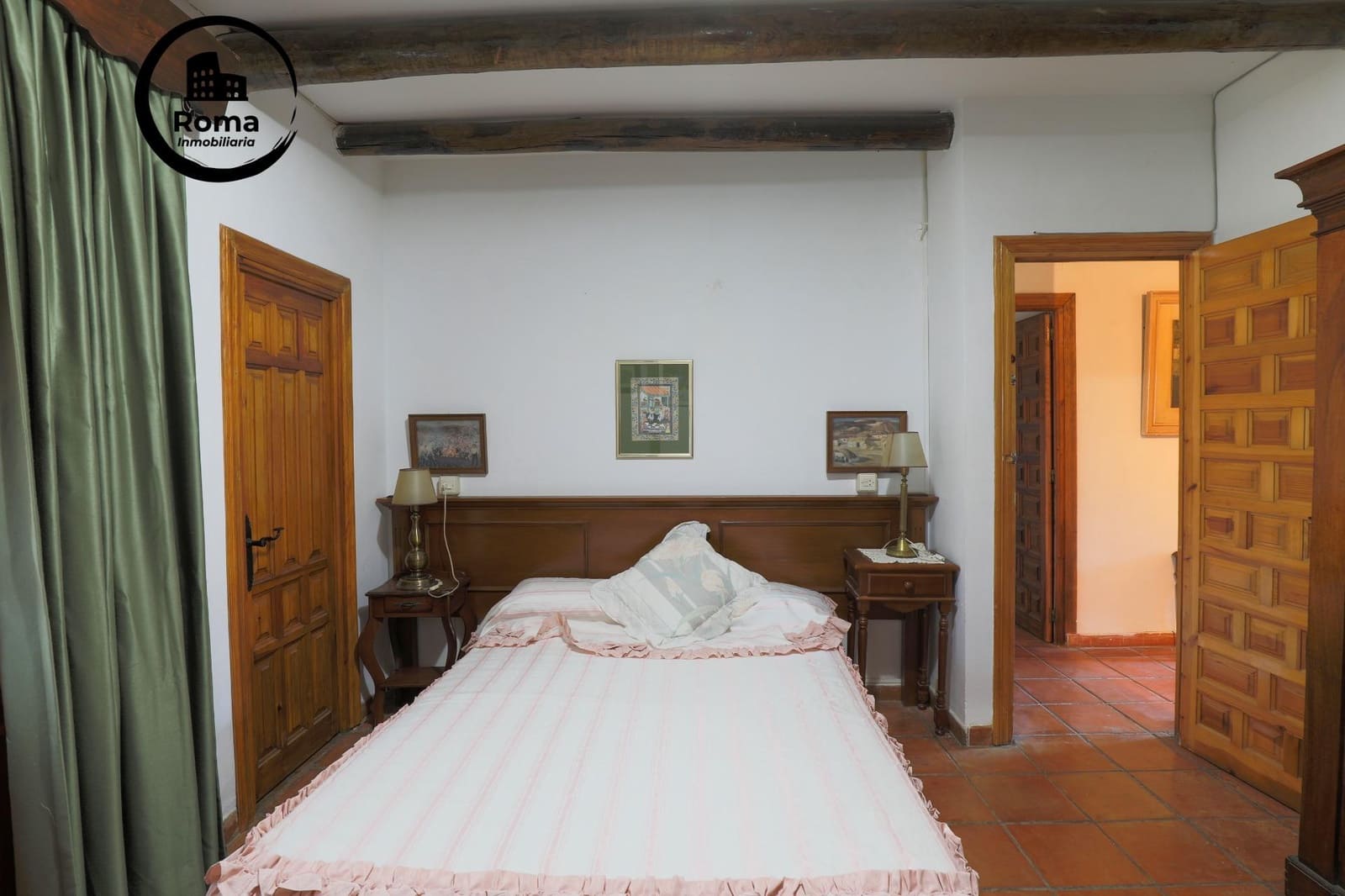 15 soverom Villa til salgs i Busquistar med garasje - € 428 656 (Ref: 9423927)