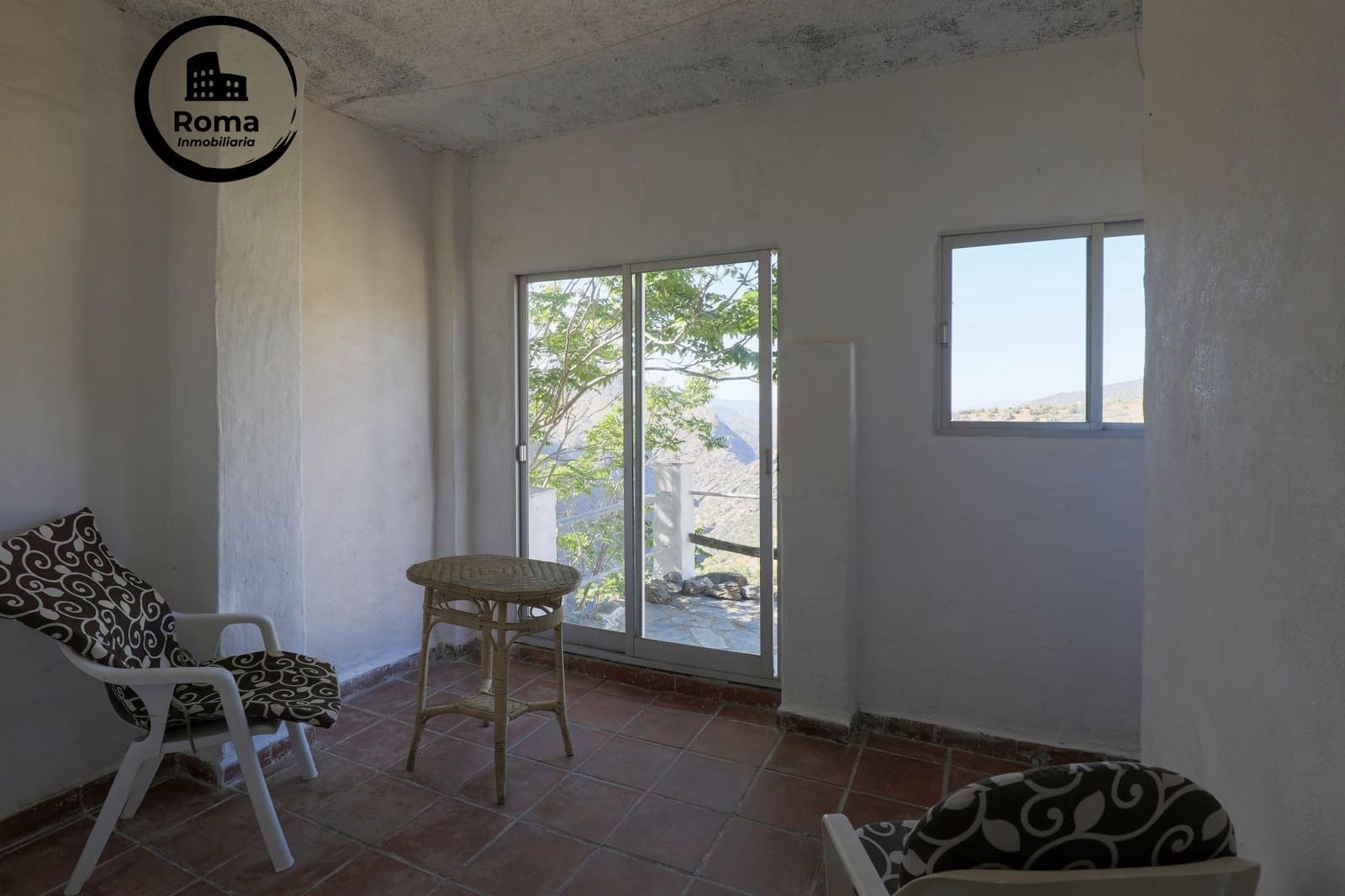 15 soverom Villa til salgs i Busquistar med garasje - € 428 656 (Ref: 9423927)