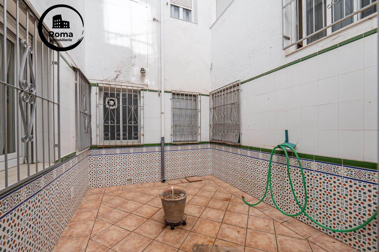 2 soverom Leilighet til salgs i Granada by med garasje - € 195 000 (Ref: 9427352)