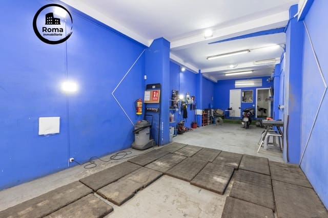 Commercieel te koop in Granada stad - € 130.000 (Ref: 9427358)