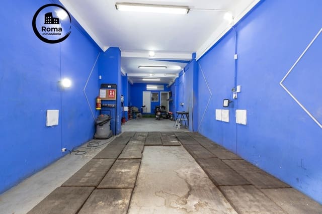 Commercieel te koop in Granada stad - € 130.000 (Ref: 9427358)