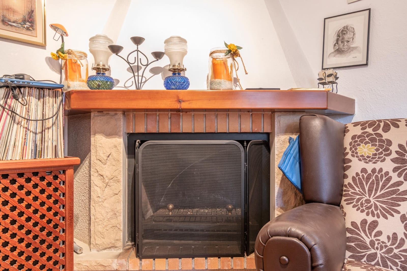 4 makuuhuone Huvila myytävänä paikassa La Zubia mukana uima-altaan 
autotalli - 380 000 € (Ref: 9427364)