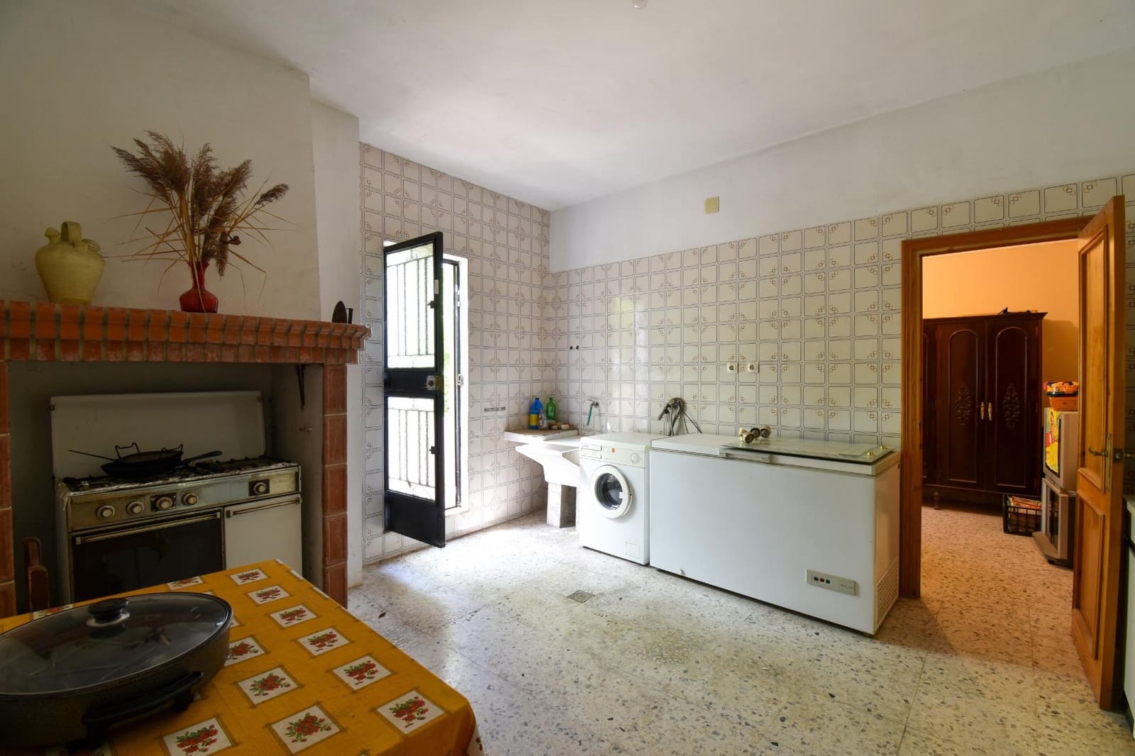 10 soveværelse Villa til salg i Padul med swimmingpool garage - € 320.000 (Ref: 9427365)