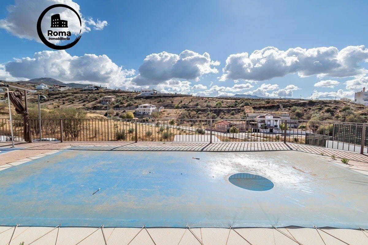 3 bedroom Villa for sale in La Zubia with pool garage - € 320,000 (Ref: 9427366)