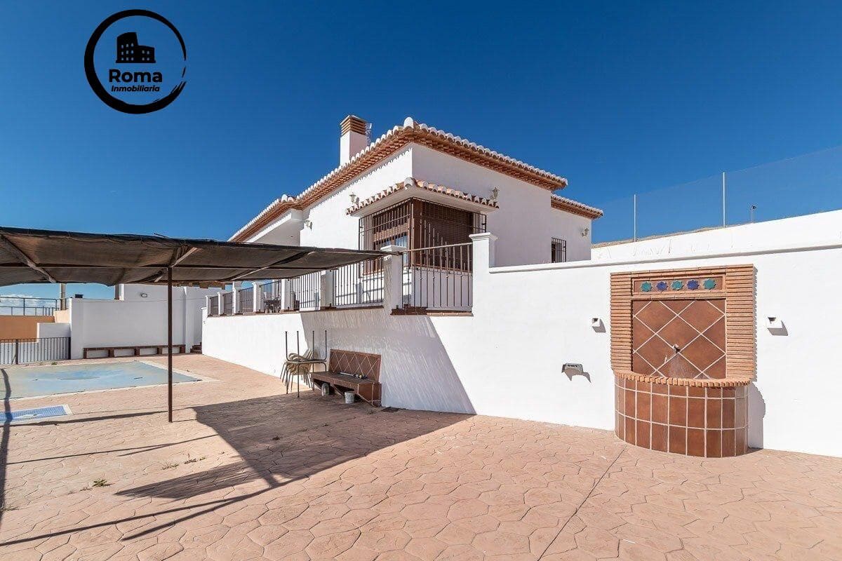 3 bedroom Villa for sale in La Zubia with pool garage - € 320,000 (Ref: 9427366)