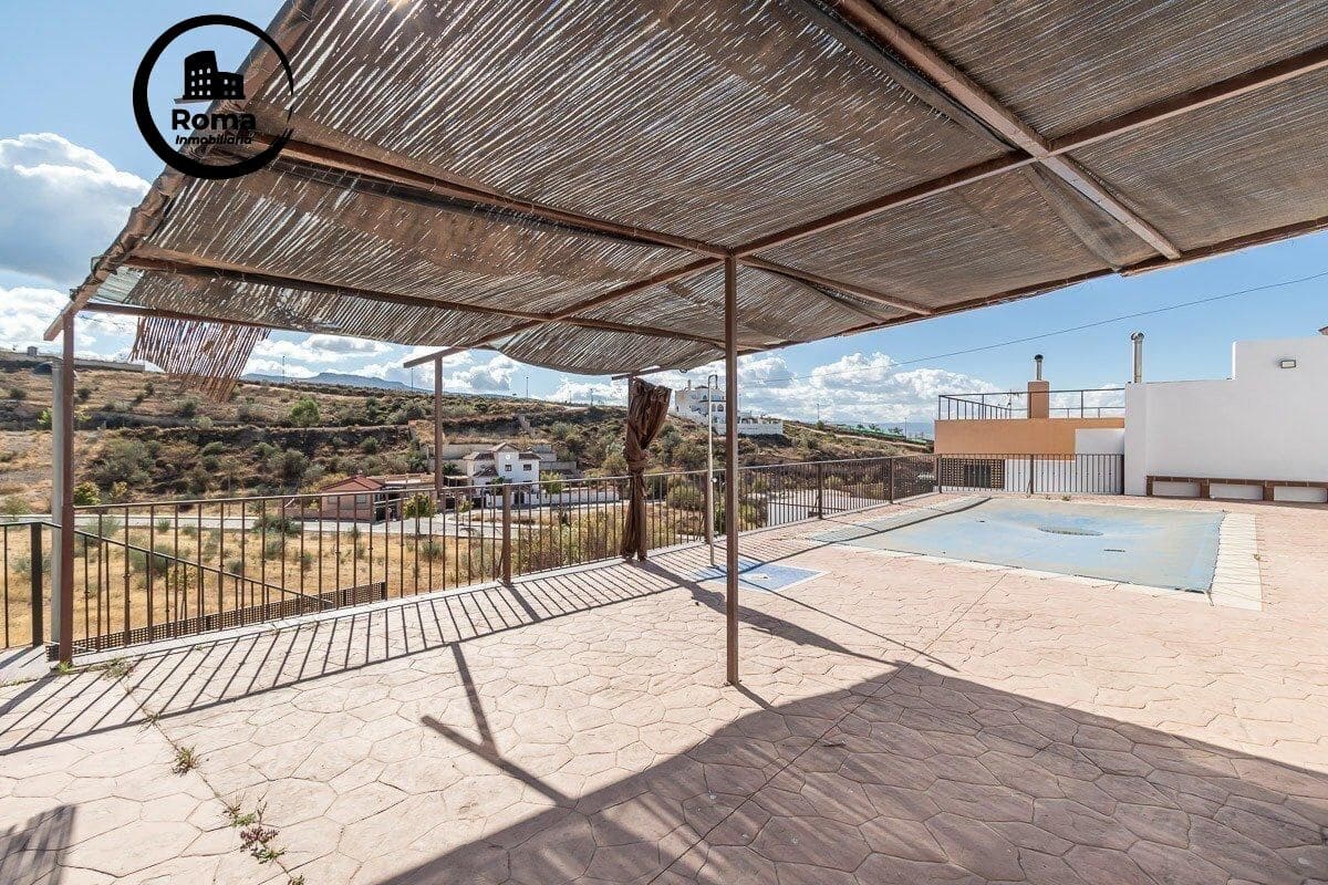 3 bedroom Villa for sale in La Zubia with pool garage - € 320,000 (Ref: 9427366)