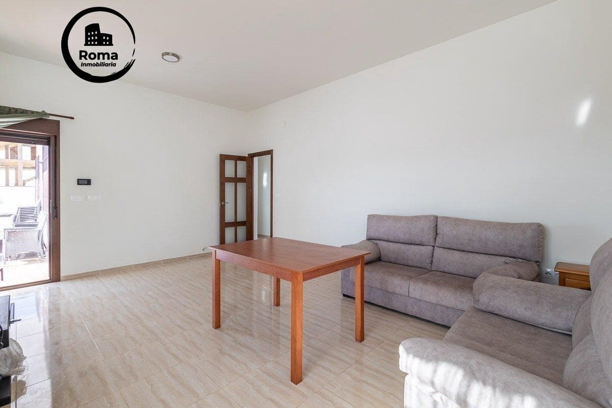 3 bedroom Villa for sale in La Zubia with pool garage - € 320,000 (Ref: 9427366)