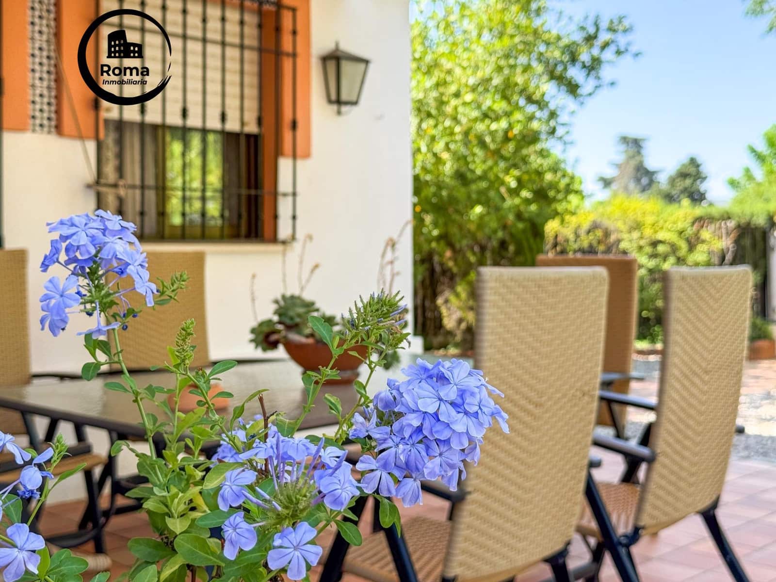 3 bedroom Villa for sale in Albolote with pool garage - € 285,000 (Ref: 9427369)