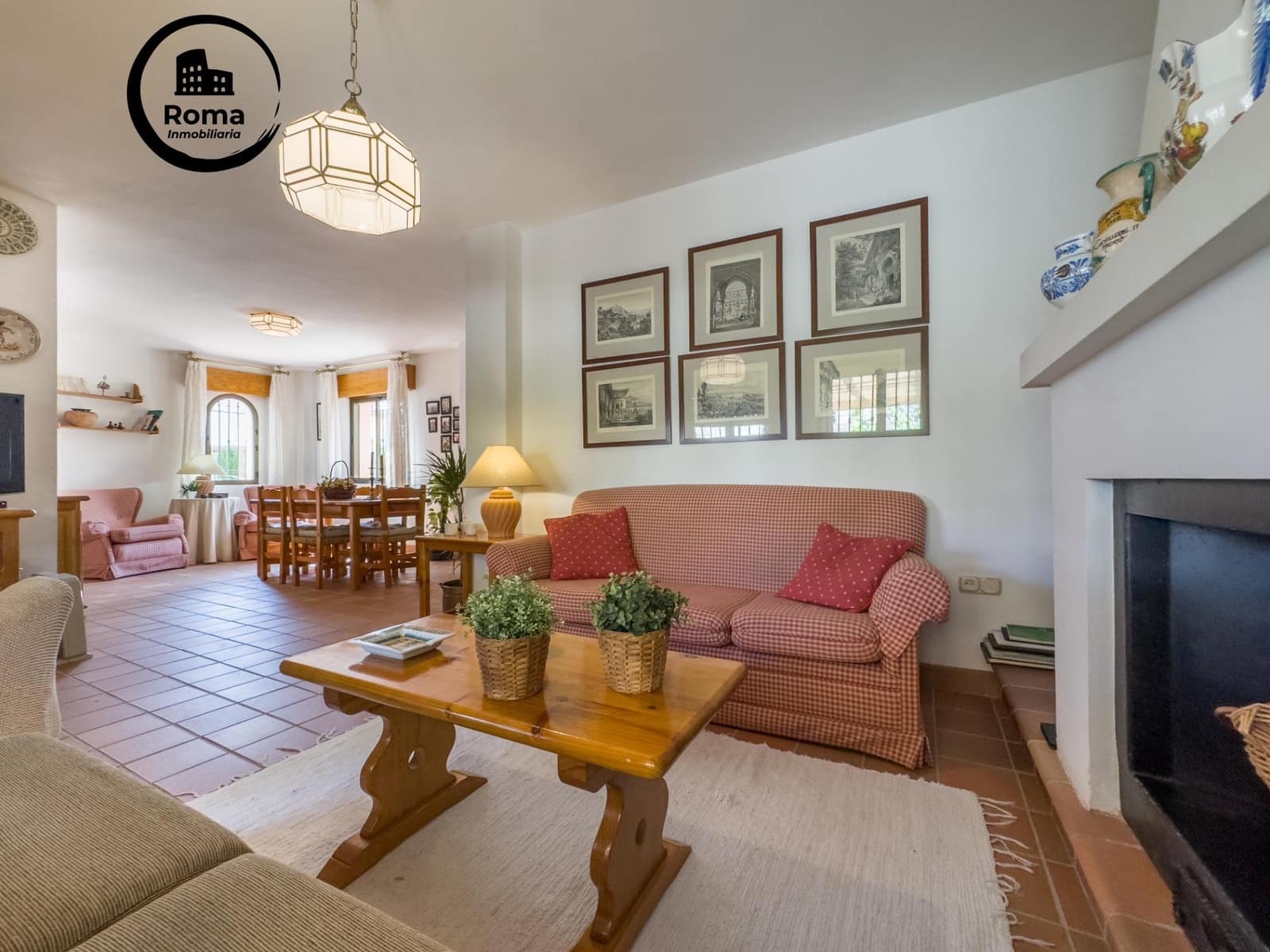 3 bedroom Villa for sale in Albolote with pool garage - € 285,000 (Ref: 9427369)