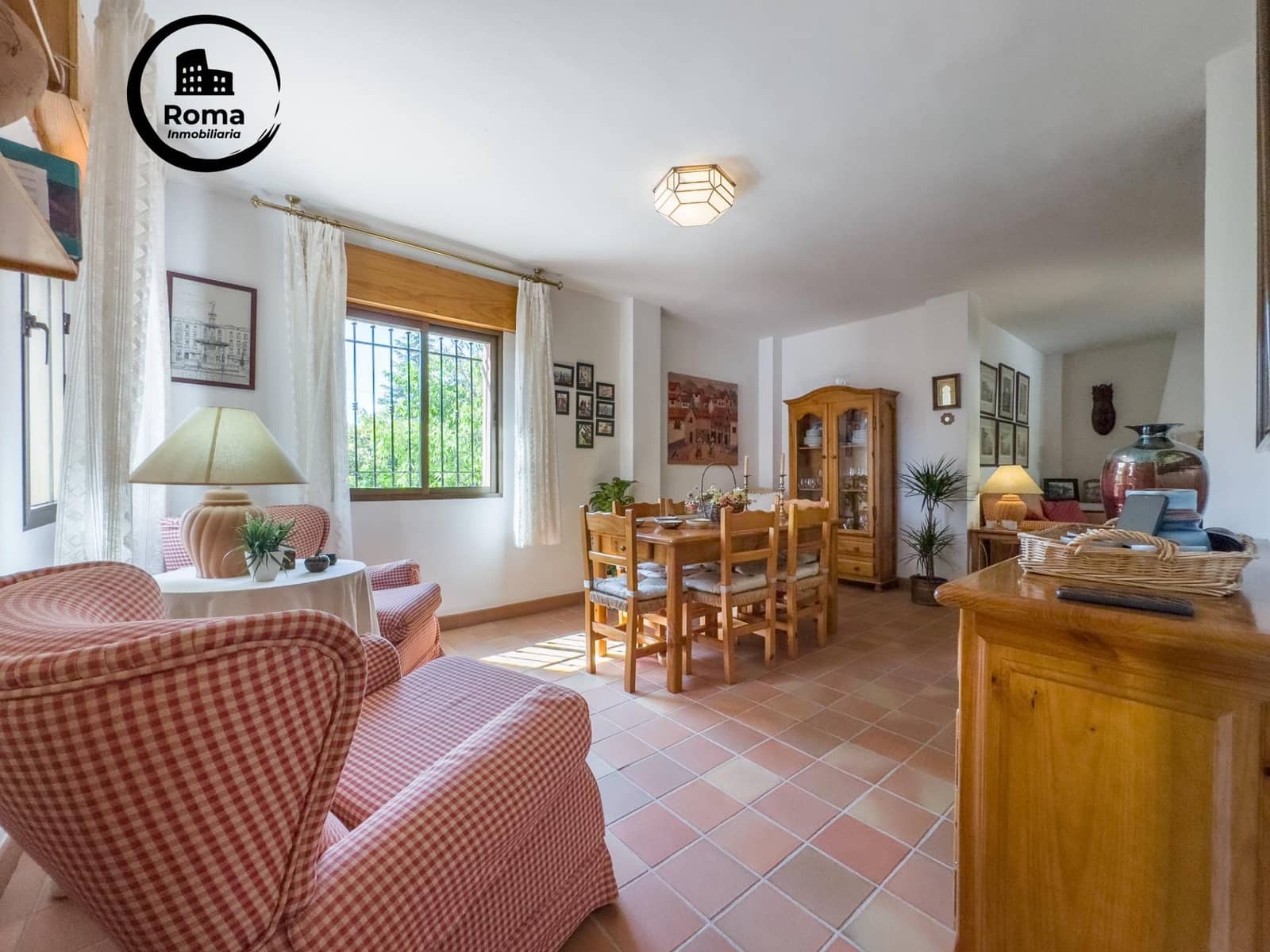 3 bedroom Villa for sale in Albolote with pool garage - € 285,000 (Ref: 9427369)