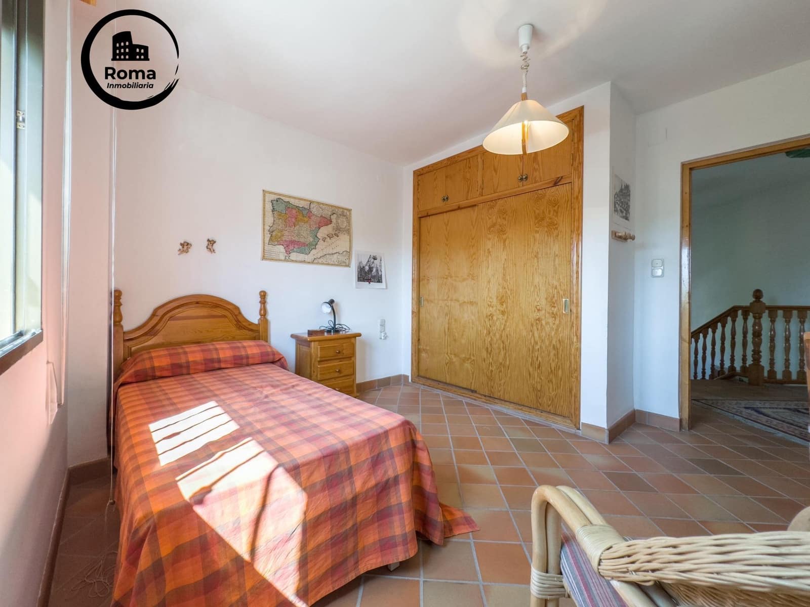 3 bedroom Villa for sale in Albolote with pool garage - € 285,000 (Ref: 9427369)