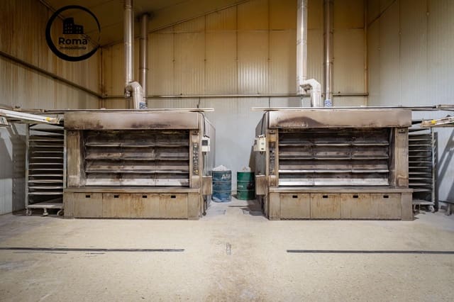 Business for sale in Alfacar with garage - € 1,150,000 (Ref: 9427371)