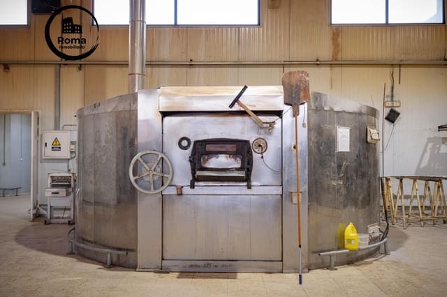 Business for sale in Alfacar with garage - € 1,150,000 (Ref: 9427371)