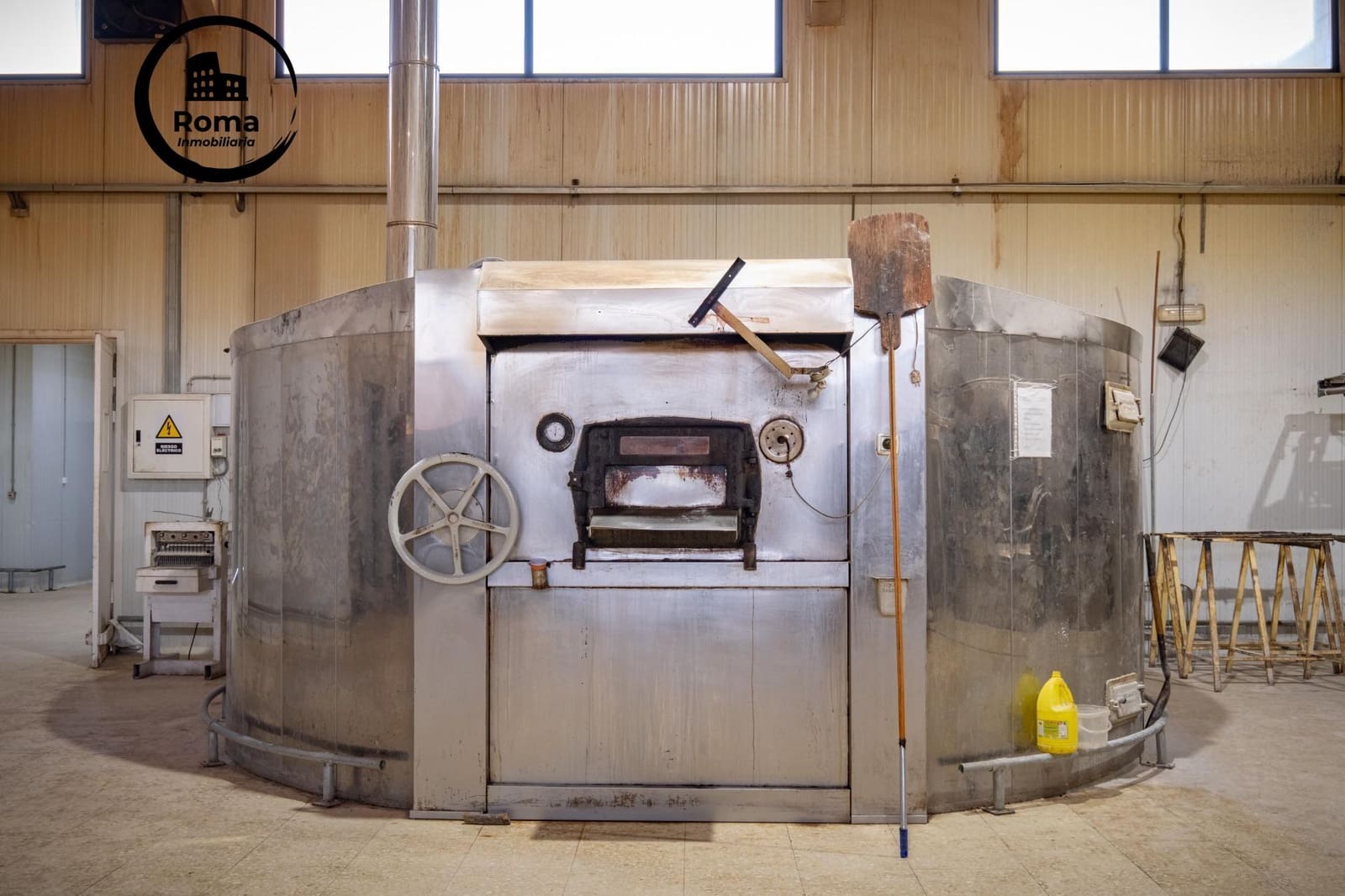 Business for sale in Alfacar with garage - € 1,150,000 (Ref: 9427372)