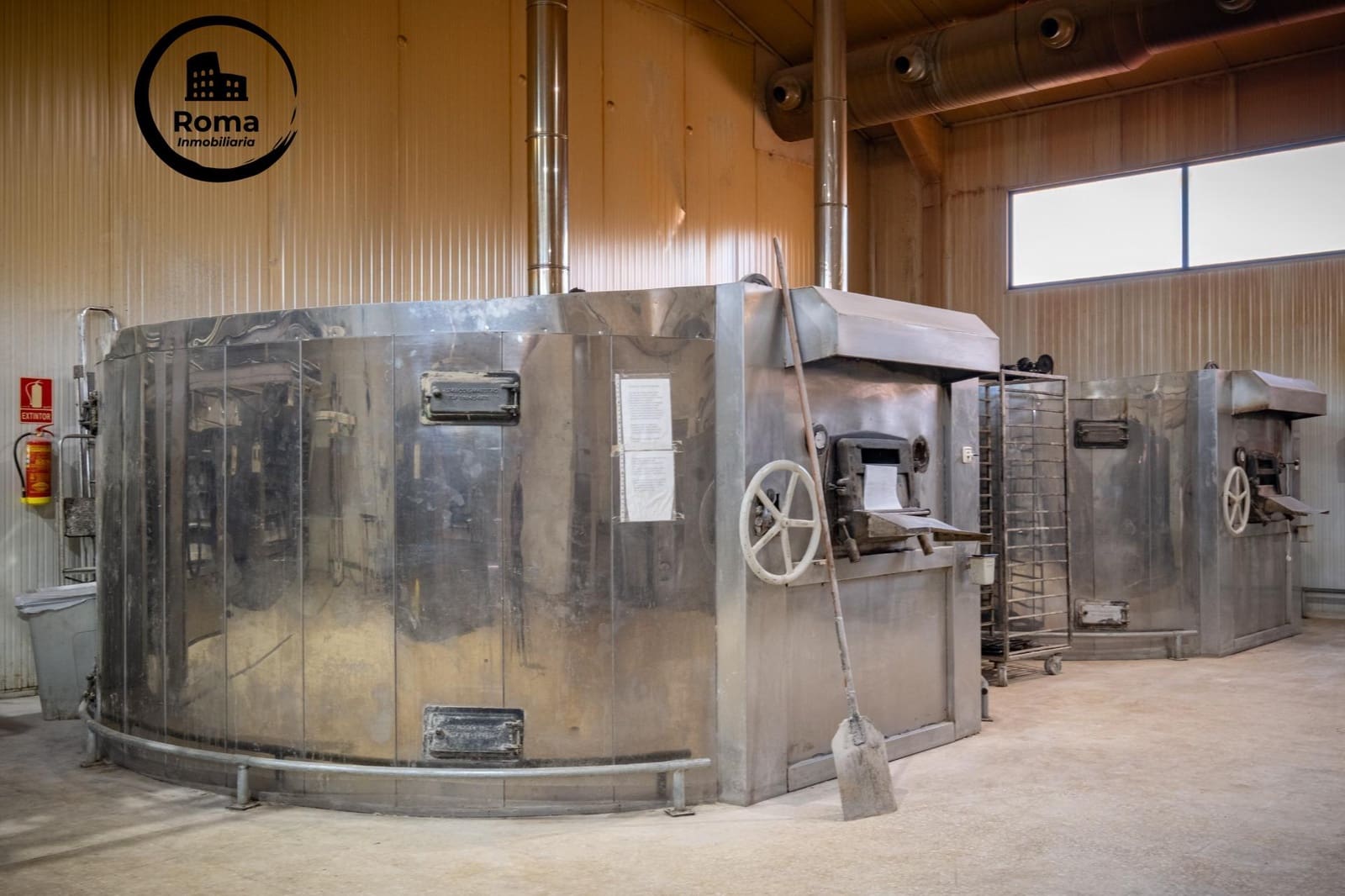 Business for sale in Alfacar with garage - € 1,150,000 (Ref: 9427372)