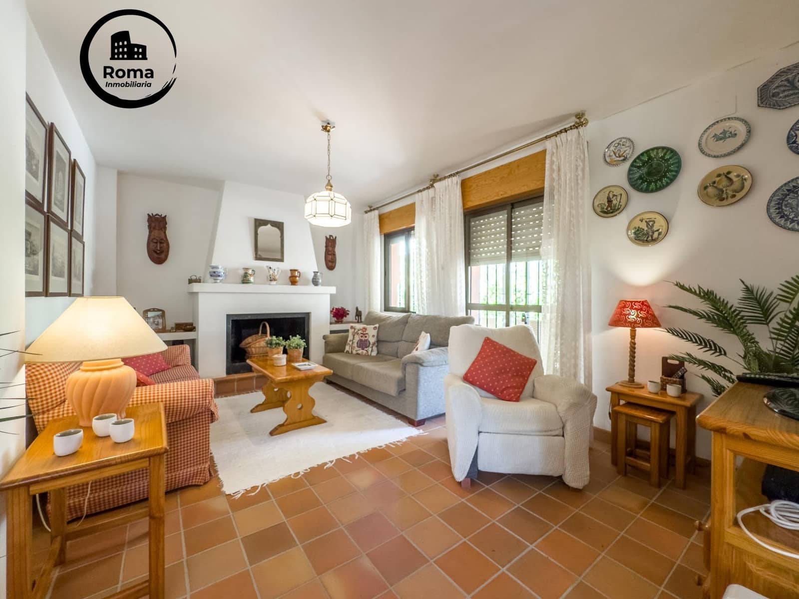 3 bedroom Villa for sale in Albolote with pool garage - € 285,000 (Ref: 9427375)