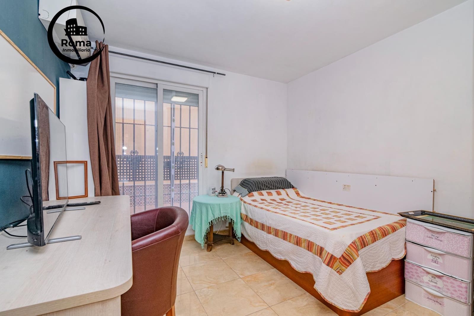 2 bedroom Flat for sale in Las Gabias with garage - € 156,000 (Ref: 9427376)