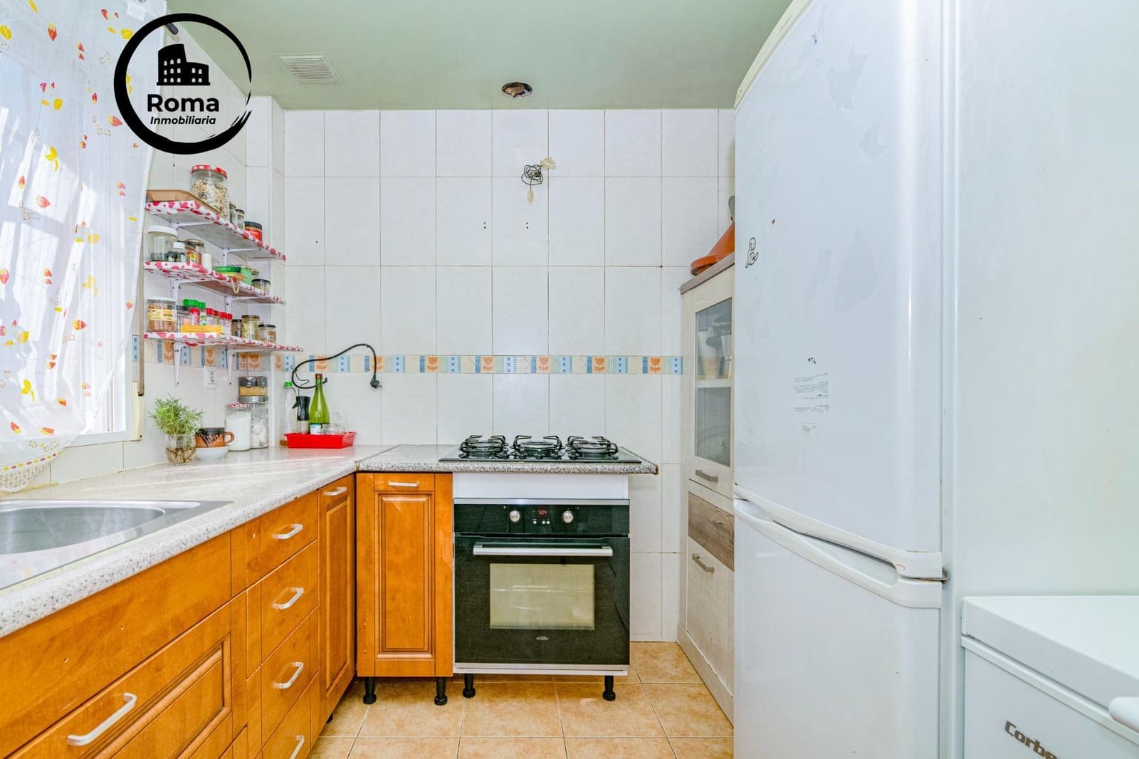 2 bedroom Flat for sale in Las Gabias with garage - € 156,000 (Ref: 9427376)