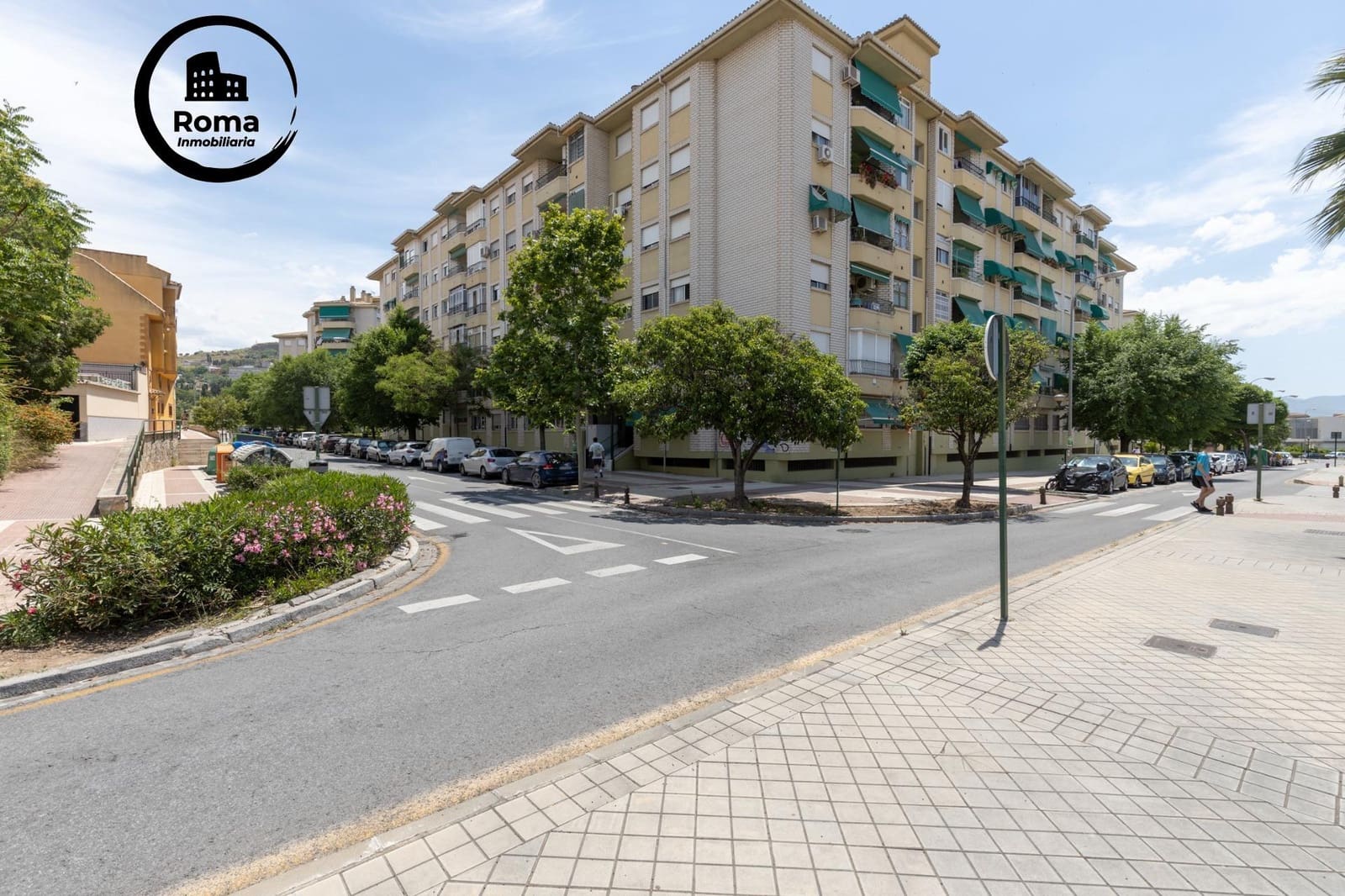 5 quarto Casa em Banda para venda em Granada cidade com garagem - 360 000 € (Ref: 9427384)