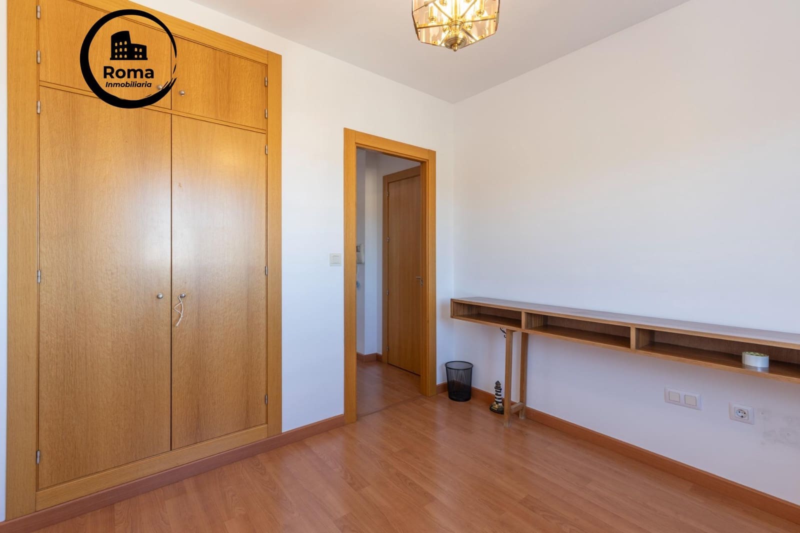 5 slaapkamer Halfvrijstaande villa te koop in Huetor Vega met garage - € 340.000 (Ref: 9427386)