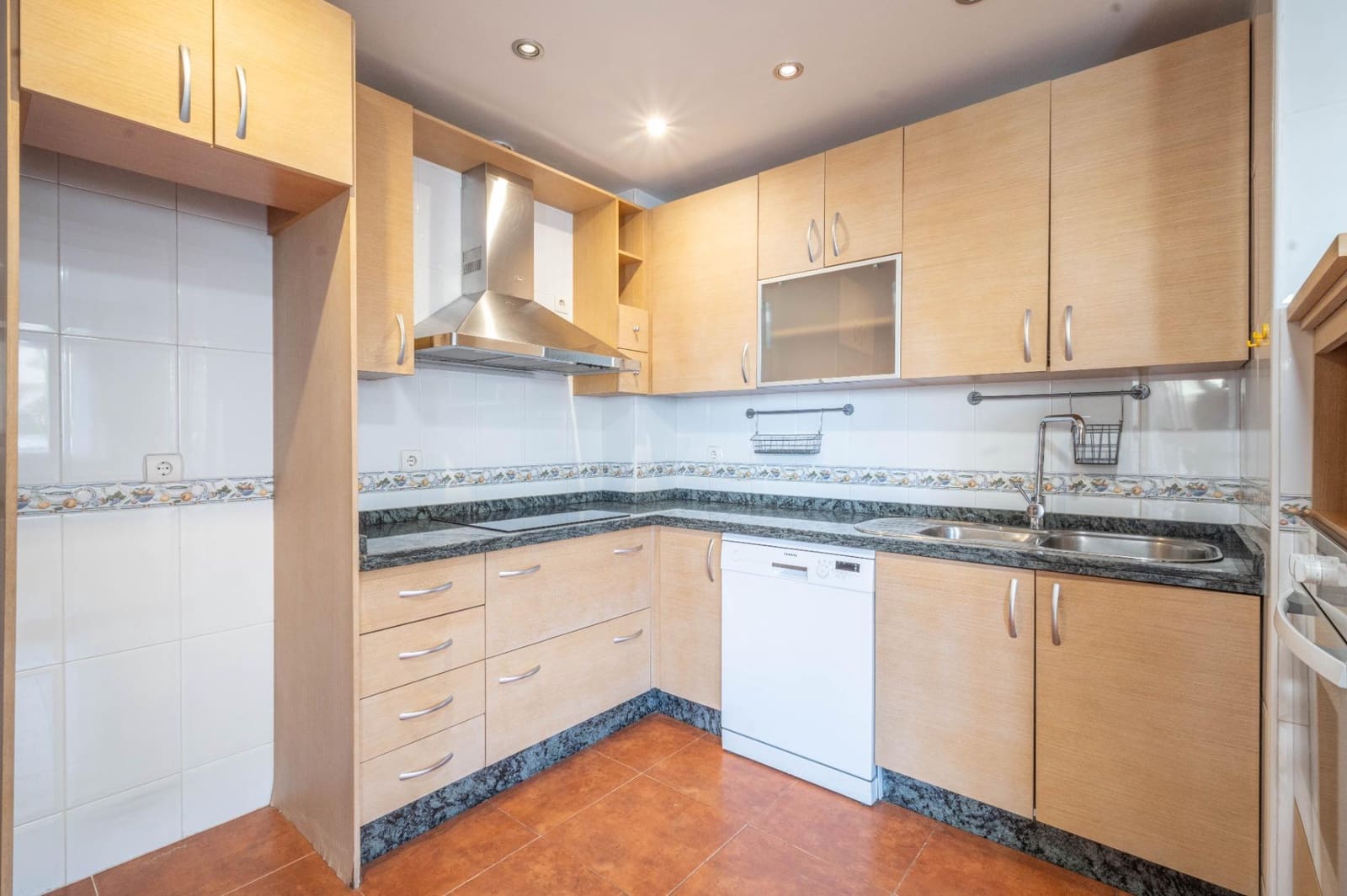 4 soveværelse Rækkehus til salg i Cullar Vega med garage - € 245.000 (Ref: 9431594)