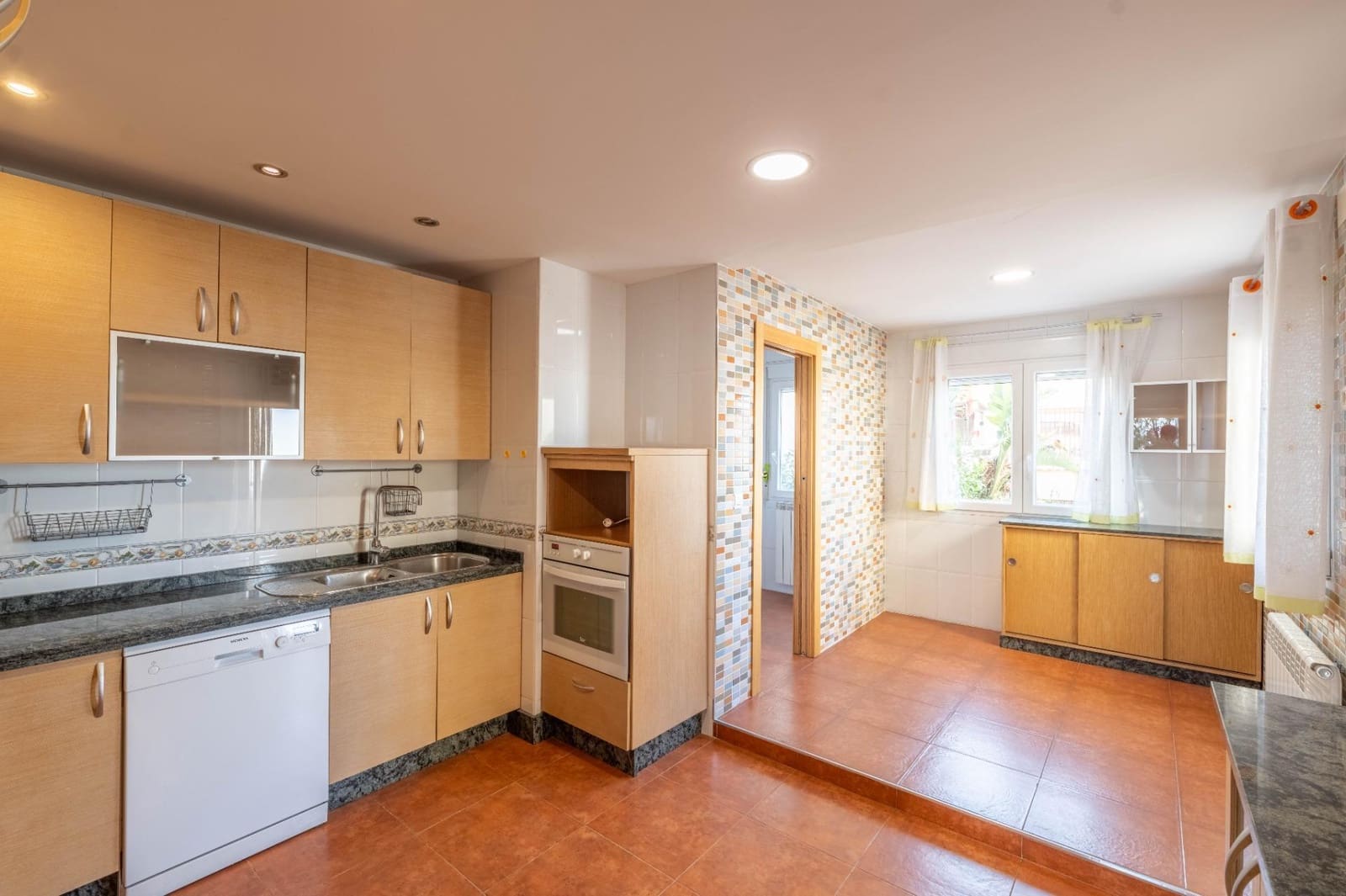 4 soveværelse Rækkehus til salg i Cullar Vega med garage - € 245.000 (Ref: 9431594)