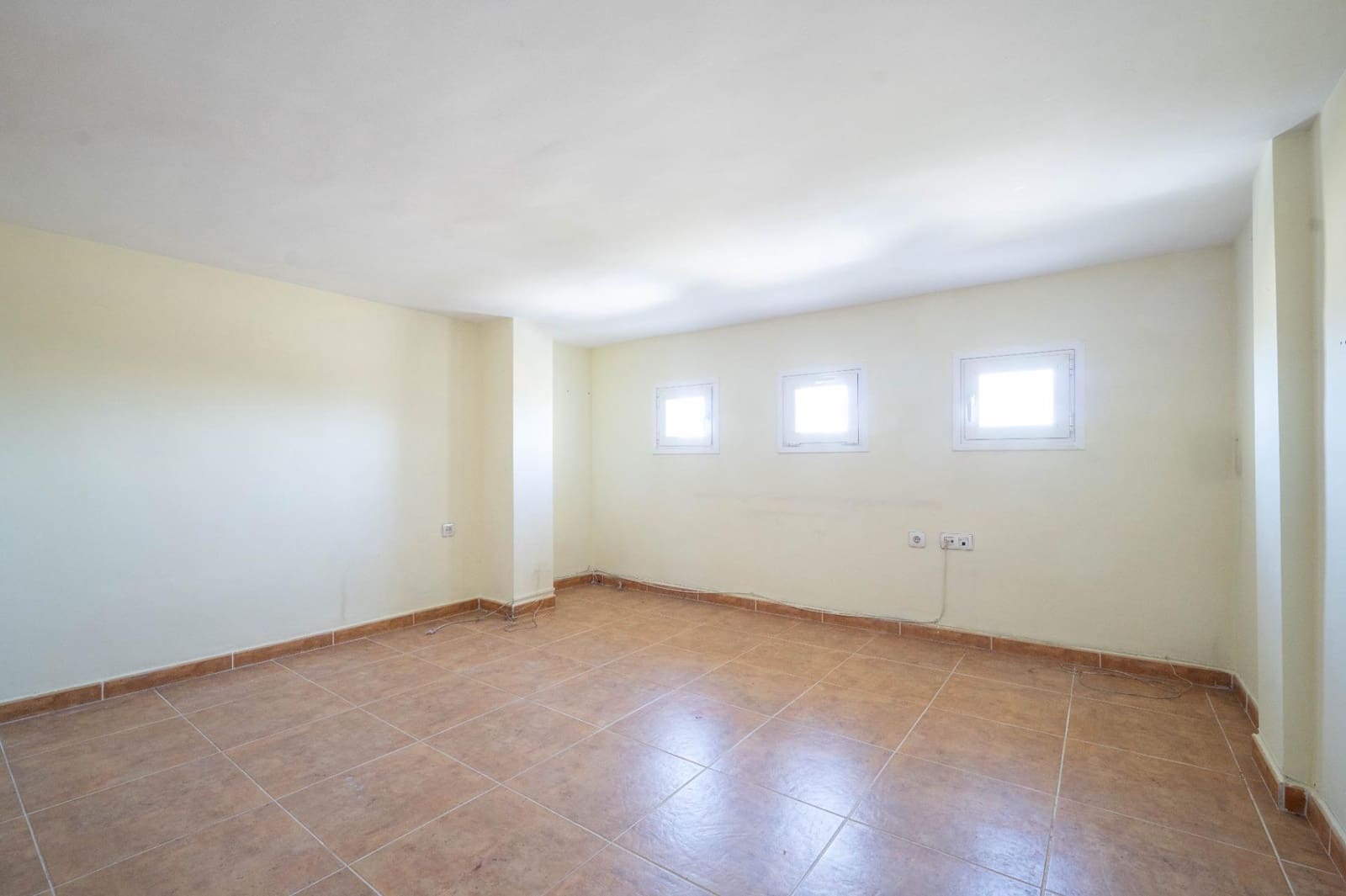 4 soveværelse Rækkehus til salg i Cullar Vega med garage - € 245.000 (Ref: 9431594)