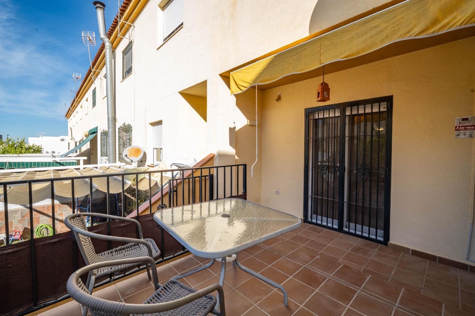 4 soveværelse Rækkehus til salg i Cullar Vega med garage - € 245.000 (Ref: 9431594)