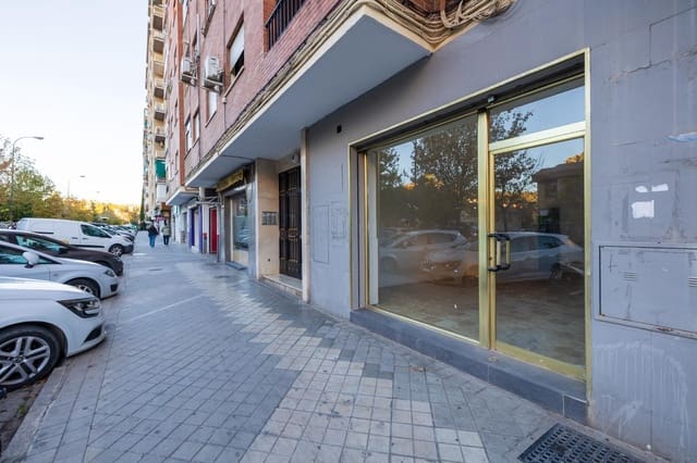 Commercial for sale in Granada city - € 95,000 (Ref: 9431605)
