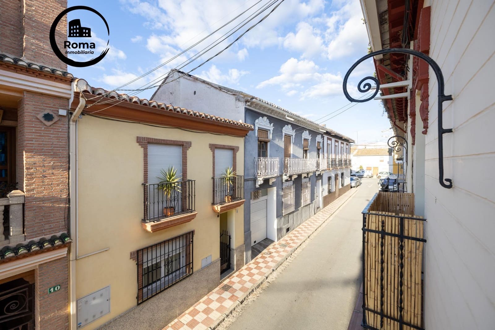 3 slaapkamer Rijtjeshuis te koop in Albolote - € 175.000 (Ref: 9431609)