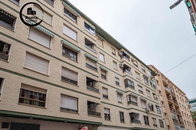 3 soveværelse Lejlighed til salg i Centro, Granada by med garage - € 419.000 (Ref: 9431612)