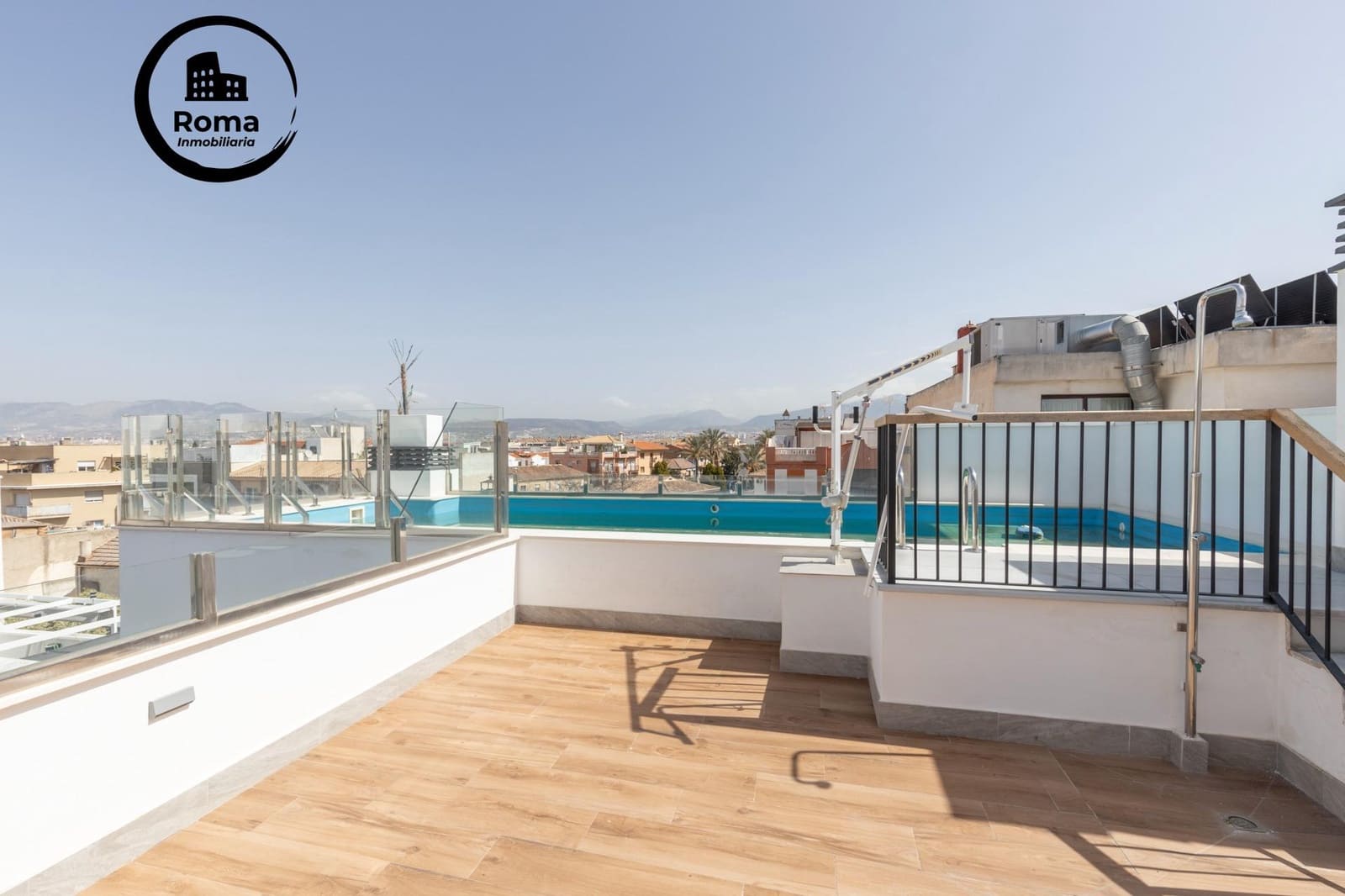 2 bedroom Apartment for sale in Churriana de la Vega with pool garage - € 200,000 (Ref: 9431909)