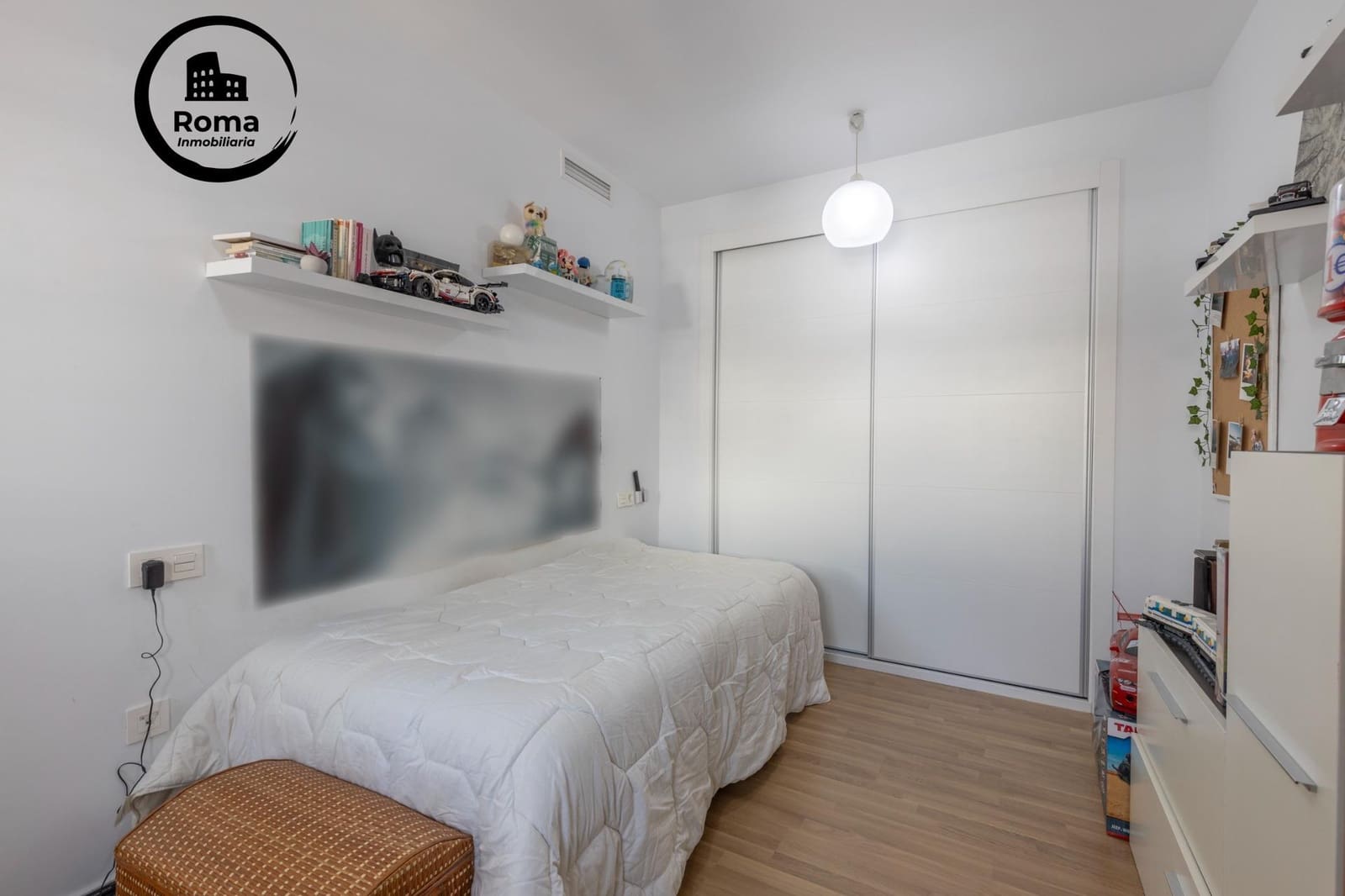 2 bedroom Apartment for sale in Churriana de la Vega with pool garage - € 200,000 (Ref: 9431909)