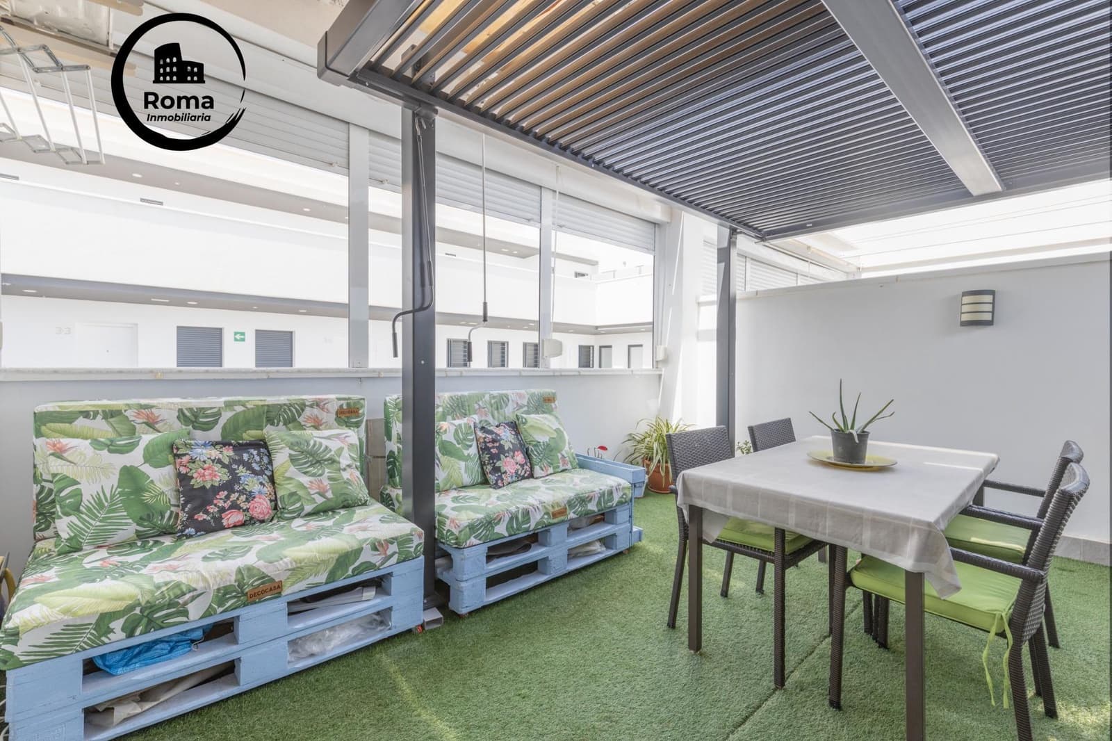 2 bedroom Apartment for sale in Churriana de la Vega with pool garage - € 200,000 (Ref: 9431909)