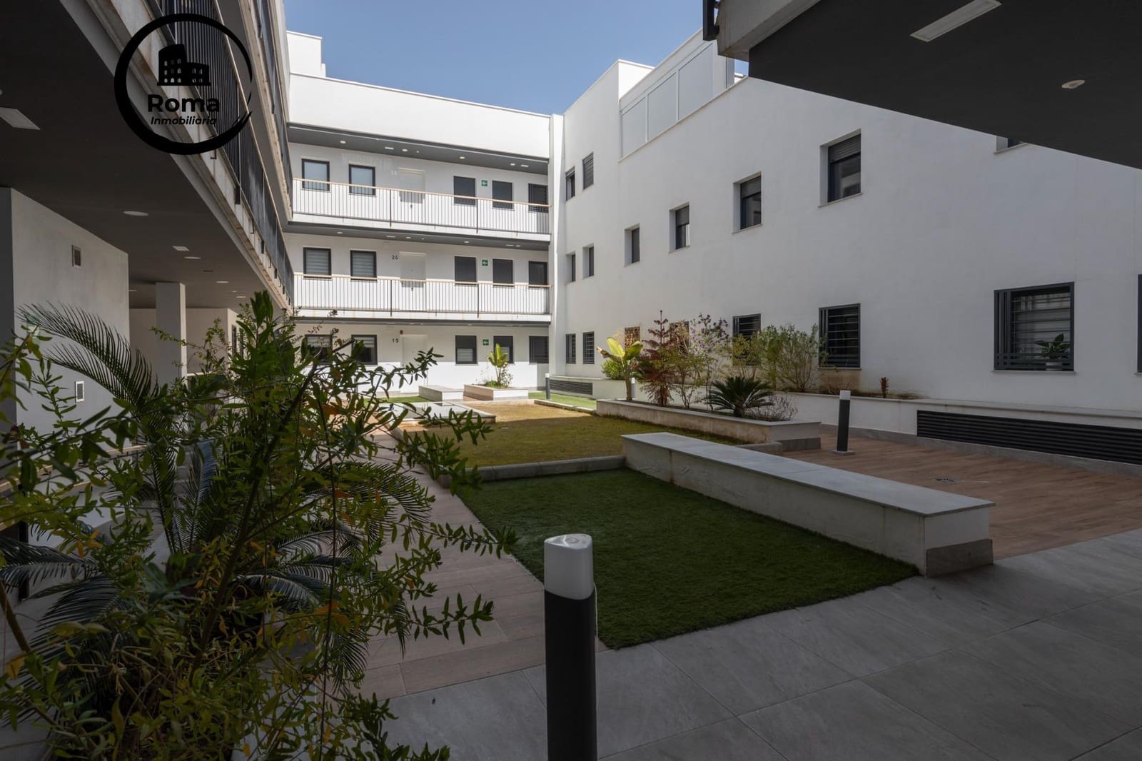 2 bedroom Apartment for sale in Churriana de la Vega with pool garage - € 200,000 (Ref: 9431909)