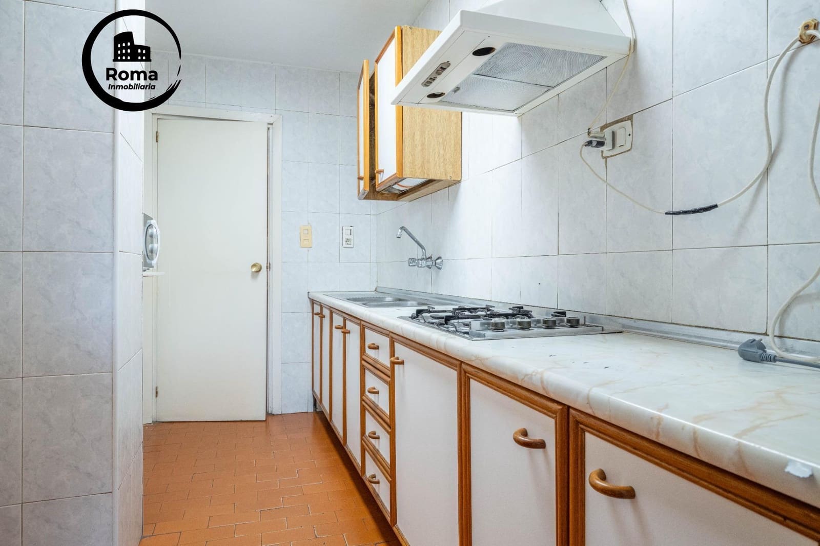 4 soveværelse Lejlighed til salg i Granada by med garage - € 297.000 (Ref: 9435126)
